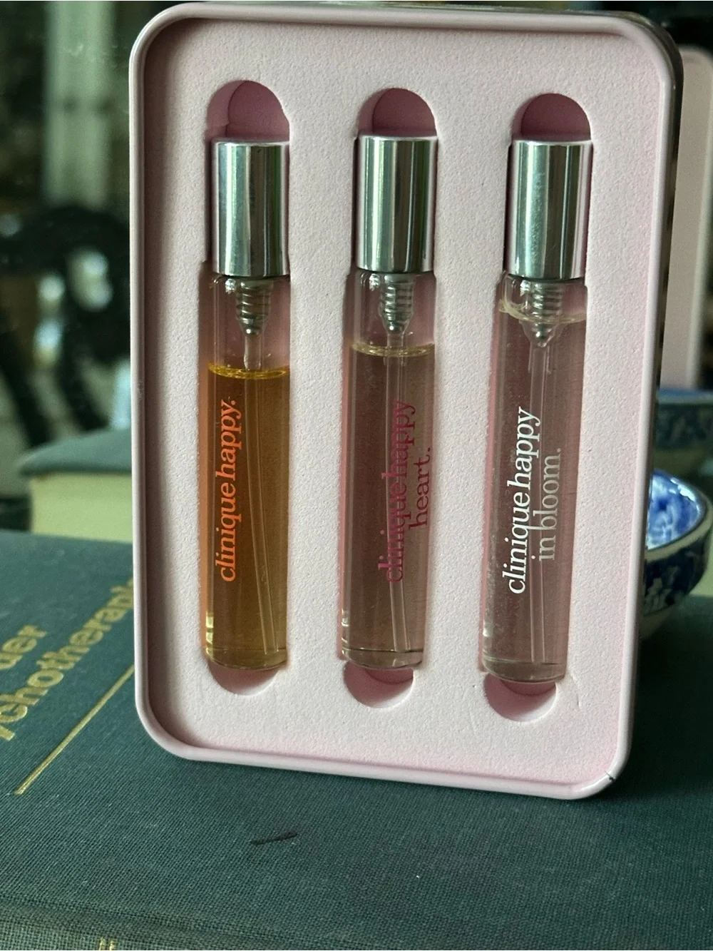 Clinique Pale Pink Travel Rollerball Fragrance Trio